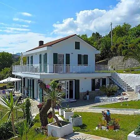 Bed & Breakfast Agrifazenda Cogoleto
